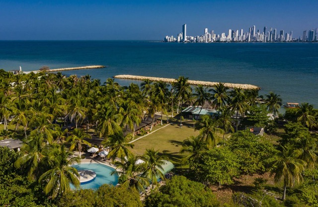 Pb-T12 Room On Island With Breakfast Pool Air Conditioning WIFI