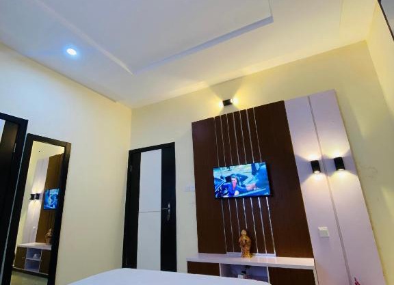 PDC LUXURY GUEST HOUSE