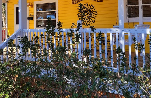 Peña's Sunshine Hideaway