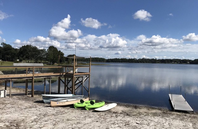 Peaceful 3/2 Lake House on Lake Geneva