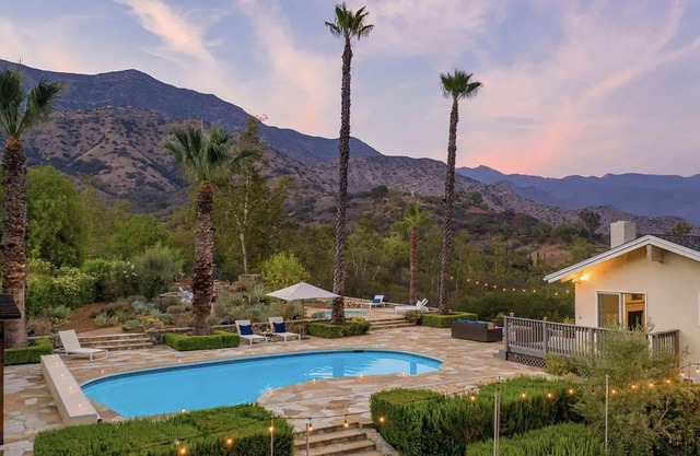 Peaceful 5 bedroom home with stunning views