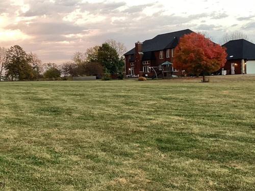 Peaceful Acres Executive Stay