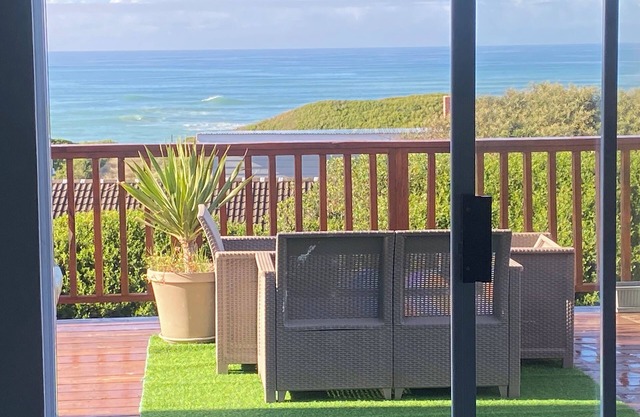 Peaceful escape in the coast of Paradise beach, Jeffreys Bay, South Africa