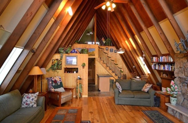 Peaceful Pines Cabin - 2 bedroom A Frame cabin