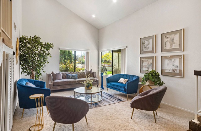 Peaceful Private Retreat in the Heart of the Town