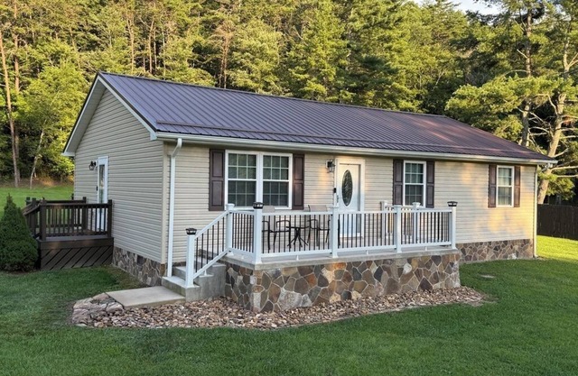 Peaceful & Relaxing 3BR Private Escape n"Home Away from Home"