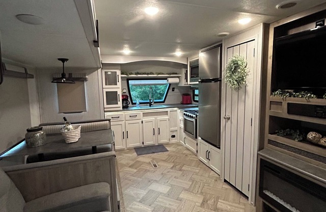 Peaceful Retreat near lakepoint