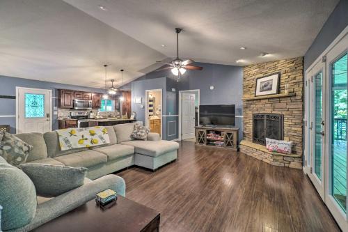 Peaceful Sevierville Home with Private Hot Tub!