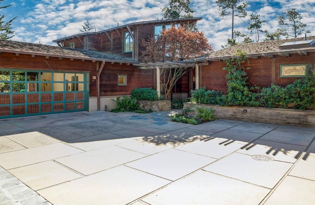 Pebble Beach Timeless Contemporary 4 Bed 5Bath 30 Night Minimum