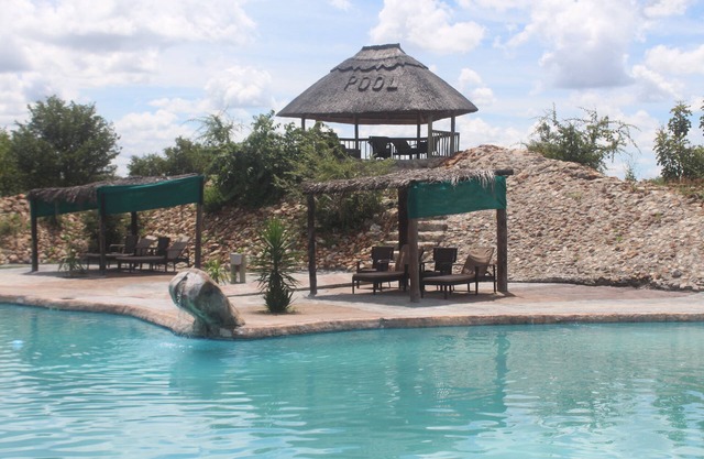 Pelican Lodge and Camping