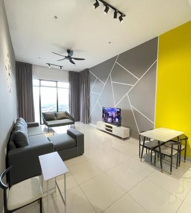 Penang Georgetown KT Home for 8 pax