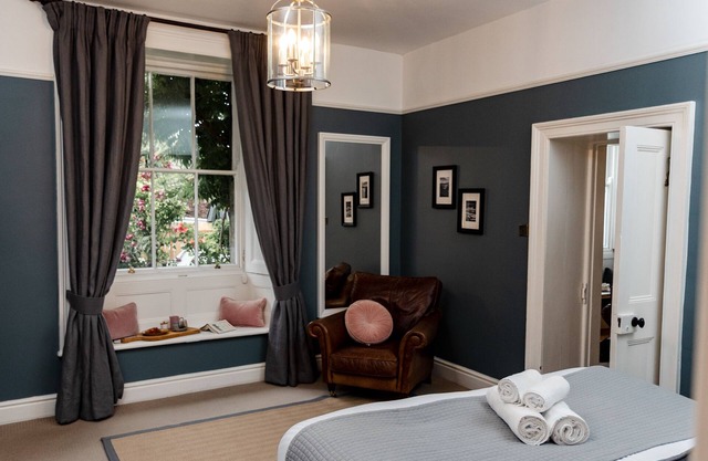 Pendle View - Luxury Period Ground Floor Apartment