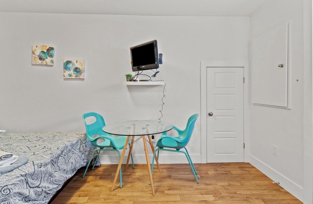 Pennywell Prestige | Studio | 1 Bath | Parking