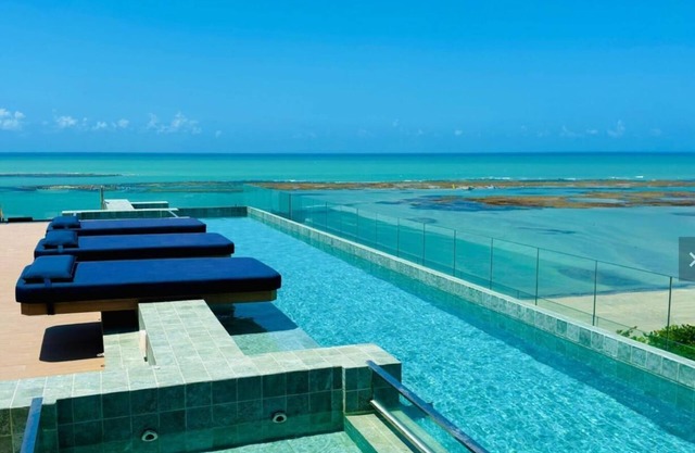 Penthouse Apartment on the Beachfront in Pajuçara