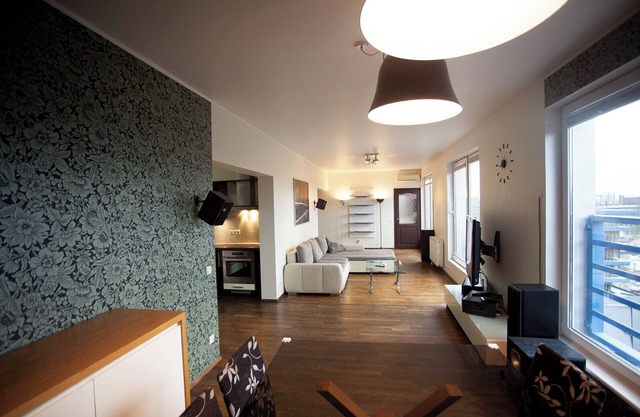Penthouse apartment with private parking and sauna