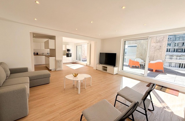 Penthouse, Mountain view terrace