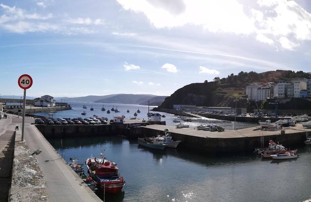 PENTHOUSE WITH TERRACE ON THE BEACH