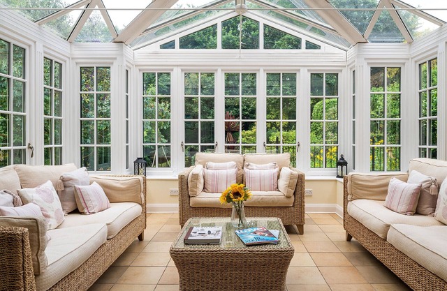 Pentre Bach - Five Bedroom Cottage, Sleeps 10