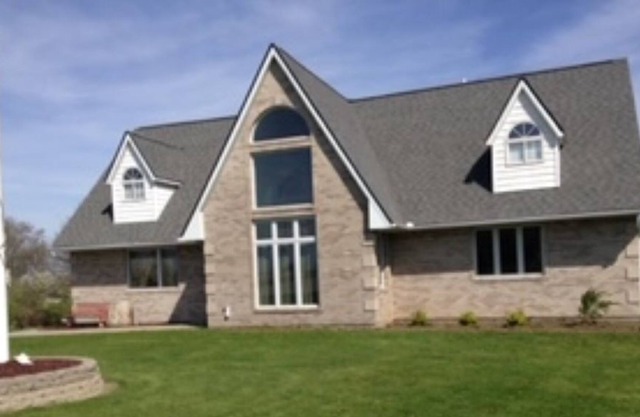 Perfect 4 Bedroom House next to Lake Rathbun!