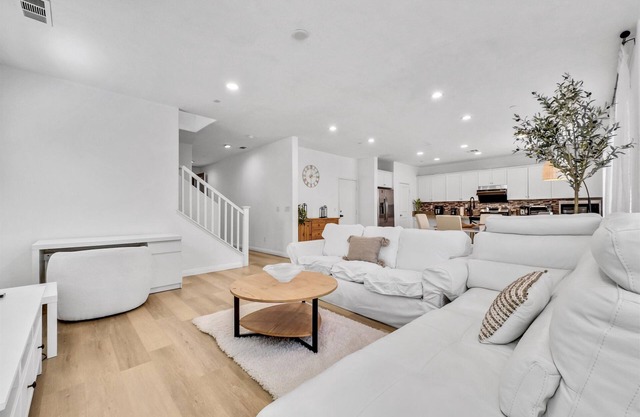 Perfect Blend: Suburban Living with Modern Comfort