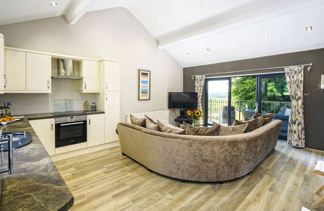 Perfect for couples, with amazing sea, mountain and countryside views
