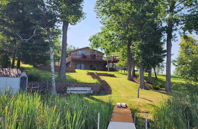 Perfect place for your fall get-away. Fishing,hiking and great fall colors!