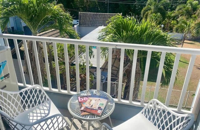 Perfect Position on Gregory This modern and beaut