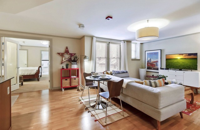 Perfect Spot to Work Play in Midtown!