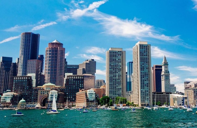 Perfect Stoneham Getaway Just Minutes to Boston!