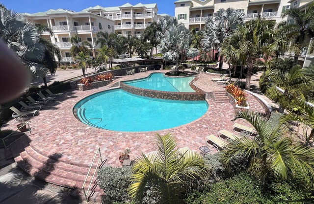 Perfectly located Condo in Frigate Bay.