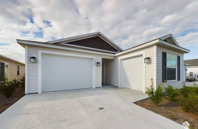 Perfectly Placed in Moultrie Creek