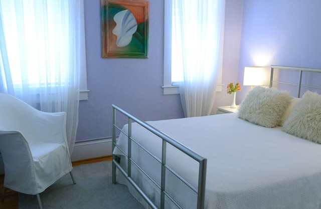 Periwinkle Room at Adora Inn - Sleeps 2