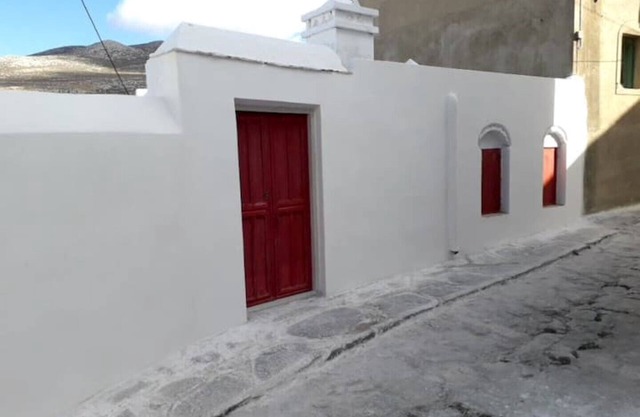 Perseids Traditional House