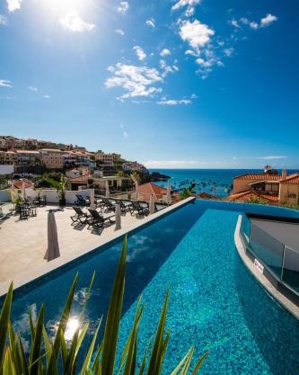 Pestana Fisherman Village