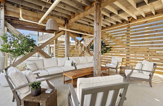 Pet-Friendly 2BR Gulf Shores Beach House w/Ocean Views. Steps to the beach!