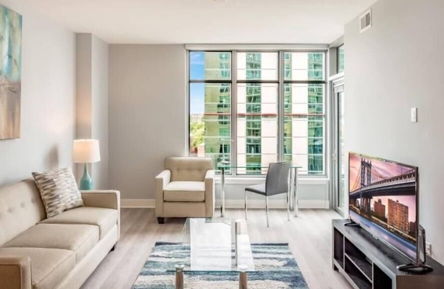 Pet-friendly Community! | Near Parks | Woodmont Triangle | by GLS