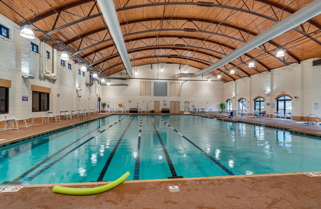 Pet-Friendly Crossville Resort Condo: Golf & Swim!