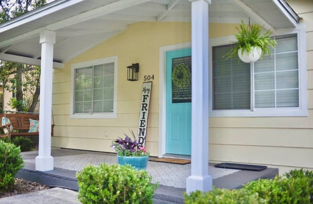 Pet Friendly Historic Downtown Bungalow with Fenced In Yard!