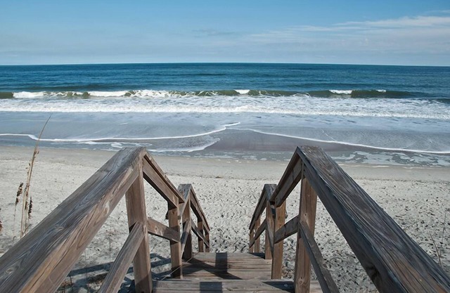 Pet Friendly, Oceanfront Downstairs Unit of Private Home, Pet Friendly