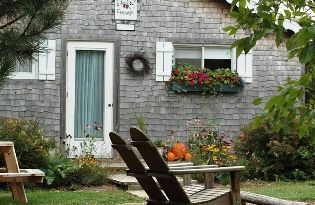 Pet Friendly Private Cottage on 10 Acre Farm in Fish Creek