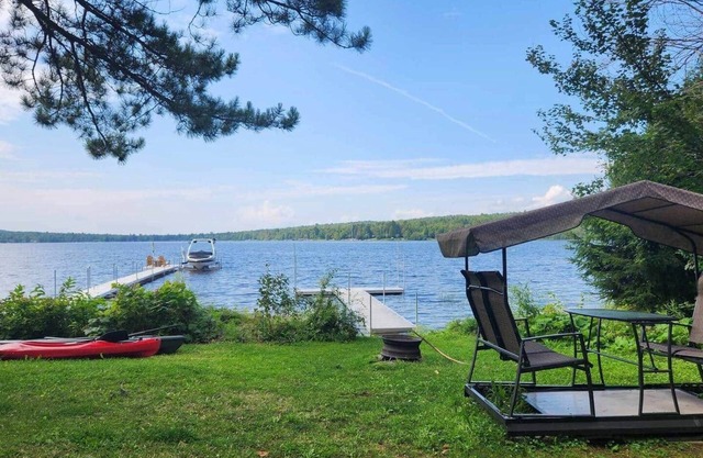 Petit Elgin quai Bord de lac foyer SPA