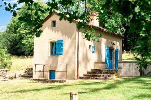 Petite maison charmante à Cons-la-Grandville avec terrasse et jardin