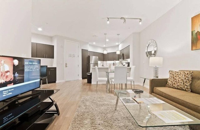 Pets Are Welcome | 1BR w/Pet Spa, Salon & Bark Park