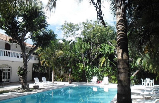 Pets-friendly 3BD condo in central Sosua, pool/Wi-Fi/cable TV