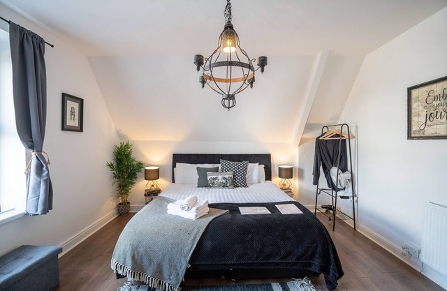 Phénix Central - Huge 3 Bed, Super Equipped Apt.