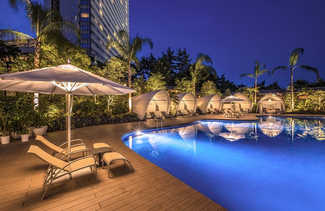 Phoenix Seagaia Ocean Tower