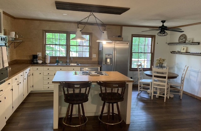 Pike’s Place on the Lake