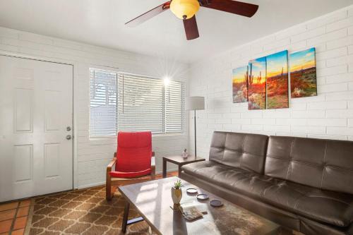 Pinchot Dos - Old Town Scottsdale