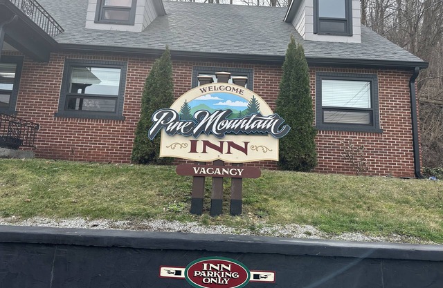 Pine Mountain Inn-Entire Entity