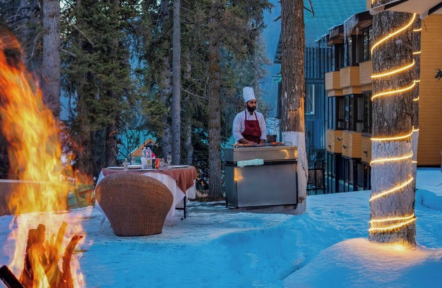 Pine Spring Resort Gulmarg